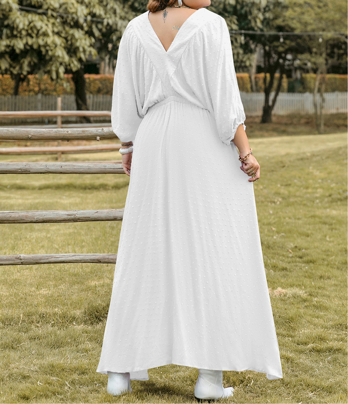 Emmaline Curvy Size Swiss Dot V-Neck Three-Quarter Sleeve Dress