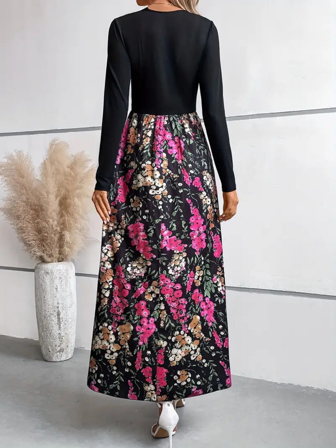 Johannah Floral Round Neck Long Sleeve Maxi Dress