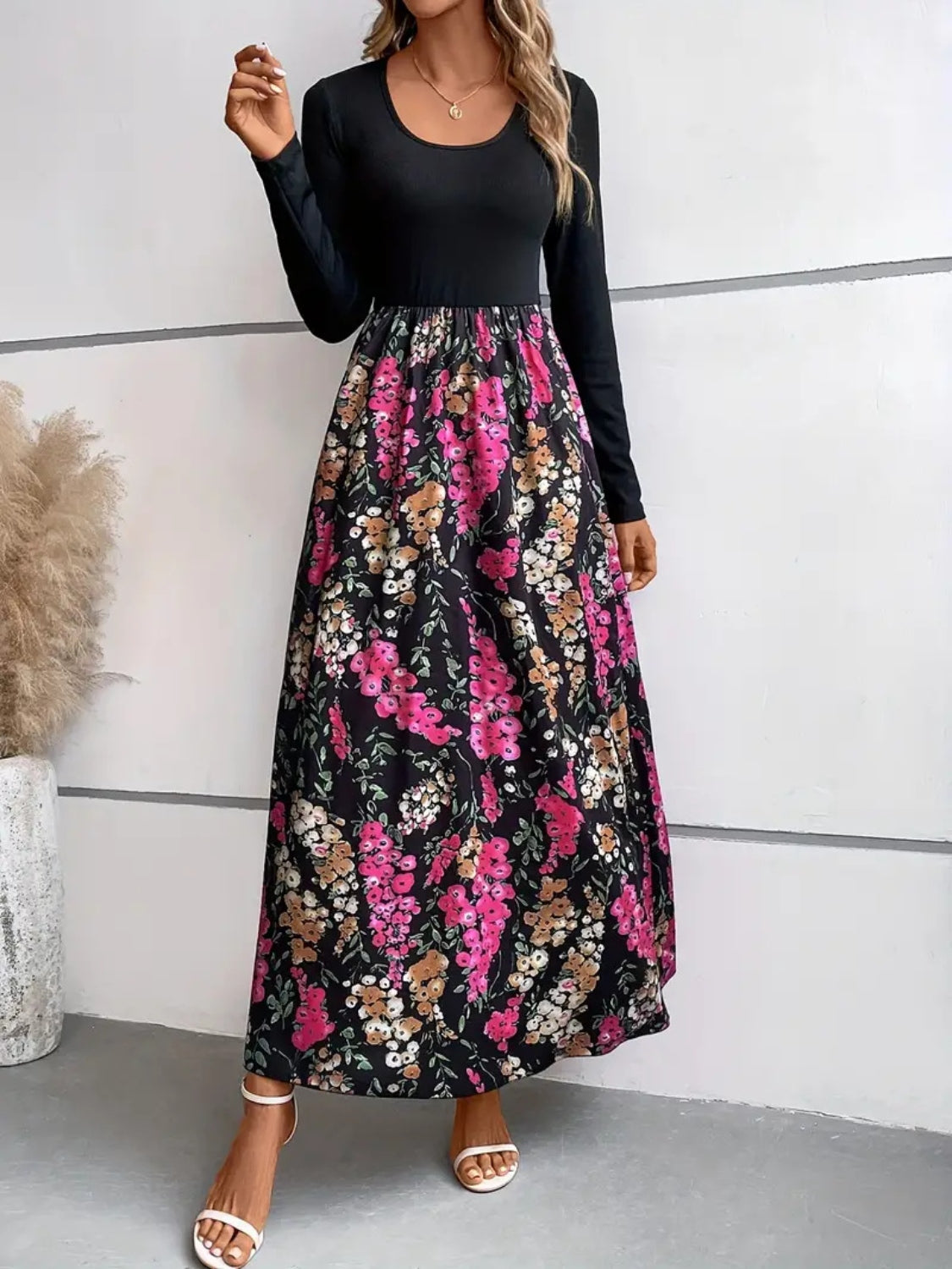Johannah Floral Round Neck Long Sleeve Maxi Dress